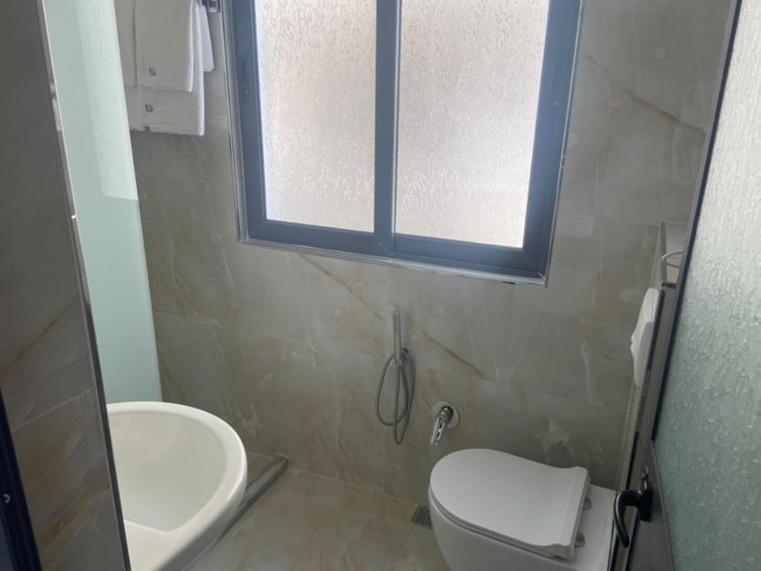 דורס Hotel Tirona מראה חיצוני תמונה