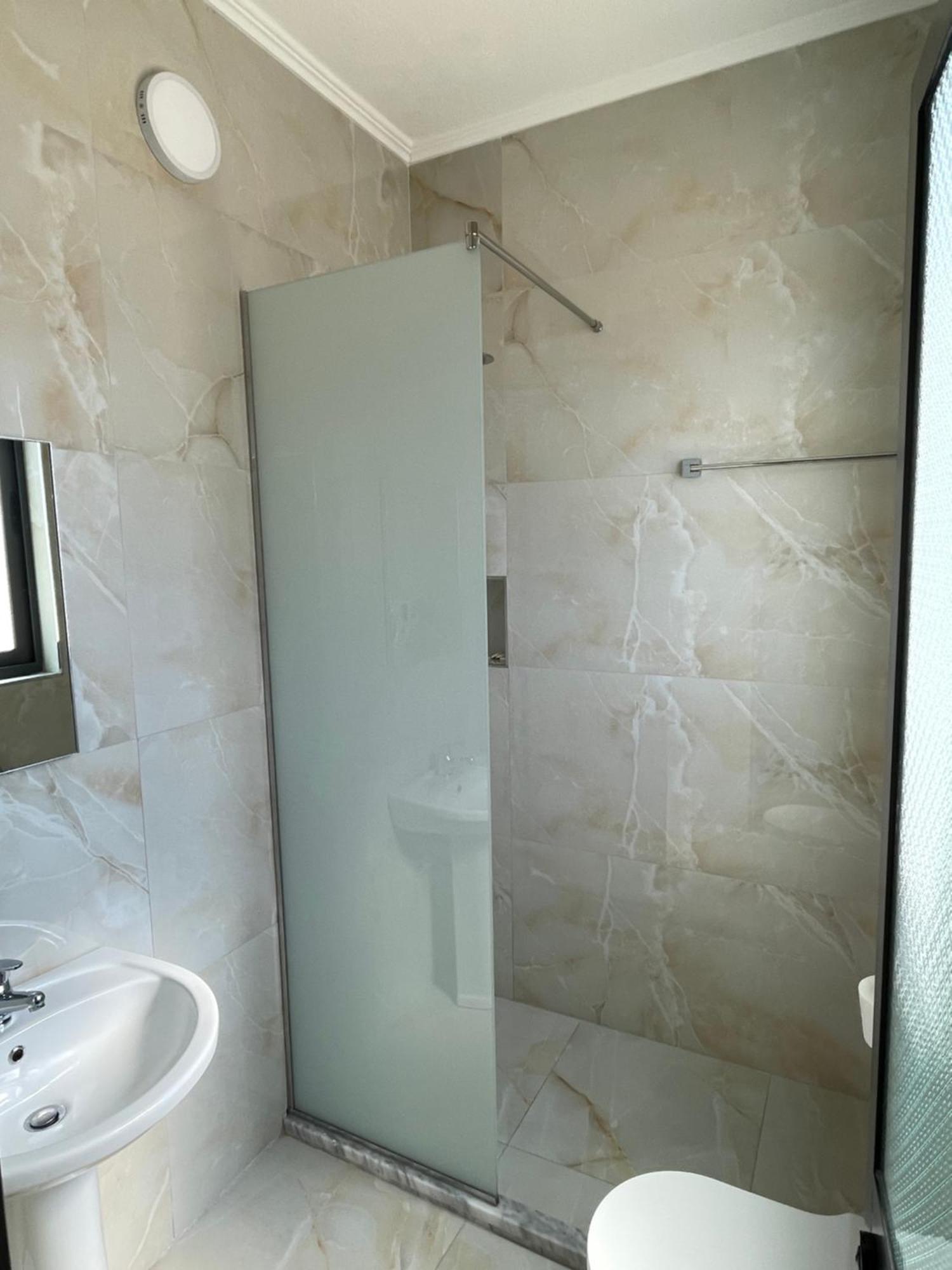 דורס Hotel Tirona מראה חיצוני תמונה
